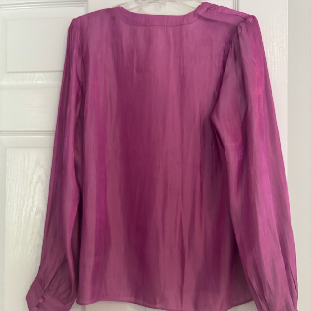 Pink metallic Melloday top
Large - Picture 3 of 4